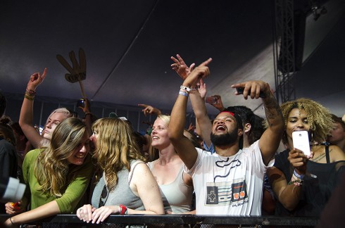 Kendrick Lamar zweept de Grolsch moeiteloos op.